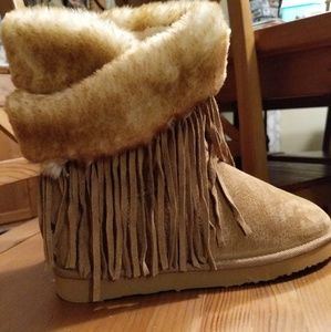 lamo fringe boots